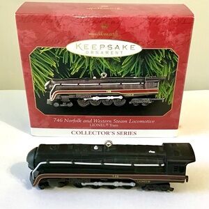 1999 Hallmark LIONEL Train Ornament Norfolk & Western Steam Locomotive Vintage